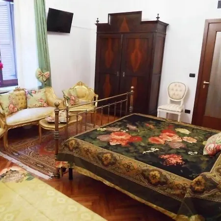 בית הארחה Art&coffee