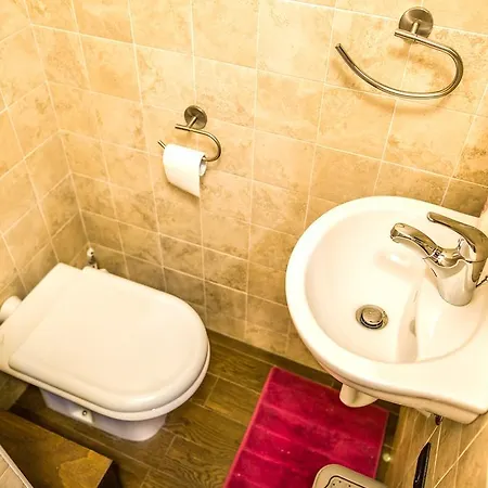 Art&coffee ゲストハウス 3*